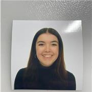 Integradora social que imparte clases particulares de refuerzo escolar para alumnos/as de primaria